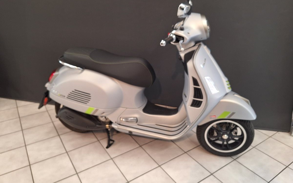 Angebot Vespa GTS 300 Super Tech