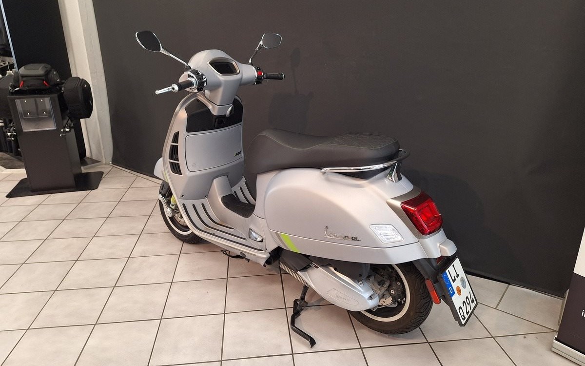 Angebot Vespa GTS 300 Super Tech