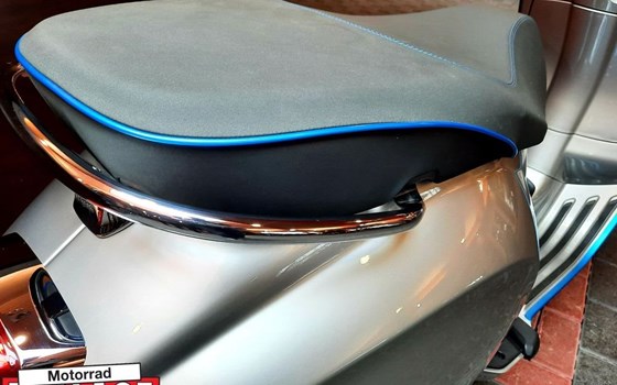 Neufahrzeug Vespa Elettrica 70 km/h - Bild 6