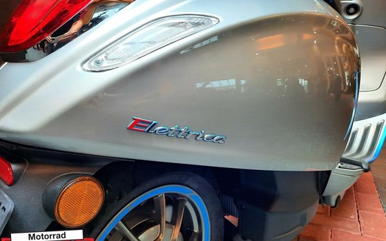 Neufahrzeug Vespa Elettrica 70 km/h - Bild 8