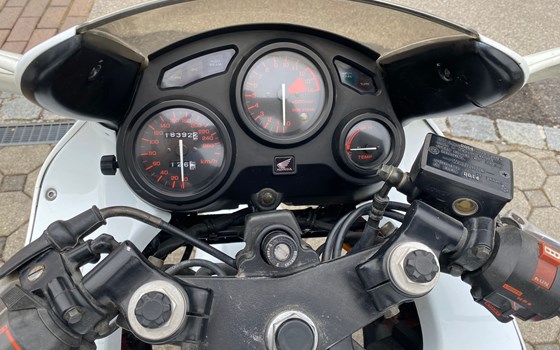 Gebrauchtmotorrad Honda CBR 600 F - Bild 5