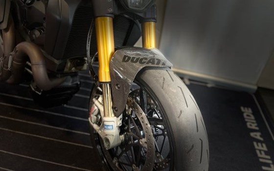 Gebrauchtmotorrad Ducati Monster 1200 S - Bild 7 Gebrauchtmotorrad Ducati Monster 1200 S - Bild 7