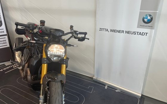 Gebrauchtmotorrad Ducati Monster 1200 S - Bild 8 Gebrauchtmotorrad Ducati Monster 1200 S - Bild 8