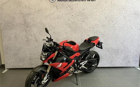 Gebrauchtmotorrad BMW S 1000 R - Bild 2 Gebrauchtmotorrad BMW S 1000 R - Bild 2
