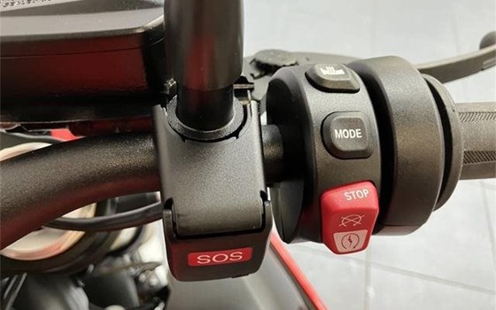 Gebrauchtmotorrad BMW S 1000 R - Bild 9