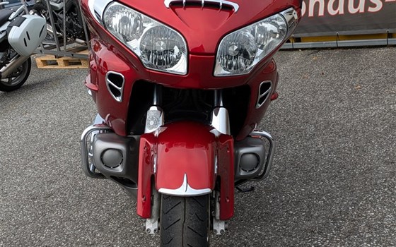 Gebrauchtmotorrad Honda GL 1800 Goldwing - Bild 5 Gebrauchtmotorrad Honda GL 1800 Goldwing - Bild 5