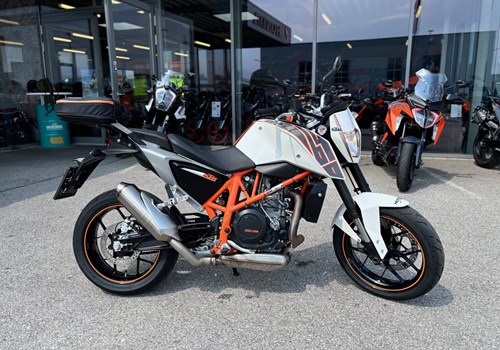 KTM 690 Duke