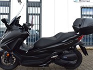 Honda Forza 125