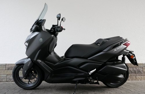 Neumotorrad Yamaha XMAX 300