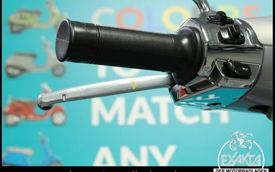 Neufahrzeug Vespa Primavera 125 75th - Bild 18