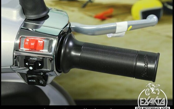 Neufahrzeug Vespa Primavera 125 75th - Bild 21