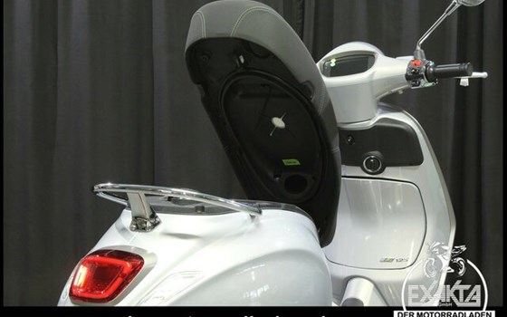 Neufahrzeug Vespa Primavera 125 75th - Bild 30