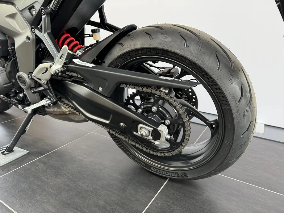 Angebot Triumph Daytona 660 Bild 6: Angebot Triumph Daytona 660