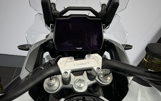 Gebrauchtmotorrad Triumph Tiger 1200 GT Explorer - Bild 8 Gebrauchtmotorrad Triumph Tiger 1200 GT Explorer - Bild 8