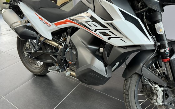 Gebrauchtmotorrad KTM 790 Adventure - Bild 10 Gebrauchtmotorrad KTM 790 Adventure - Bild 10