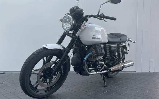 Gebrauchtmotorrad Moto Guzzi V7 750 Stone - Bild 3