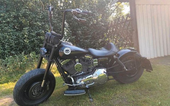 Gebrauchtmotorrad Harley-Davidson Dyna Super Glide Custom FXDC - Bild 1