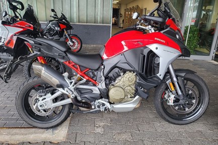 Ducati Multistrada V4 S