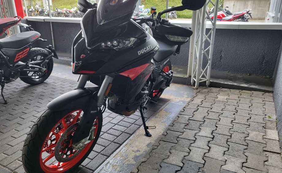 Angebot Ducati Multistrada V2 S Bild 2: Angebot Ducati Multistrada V2 S