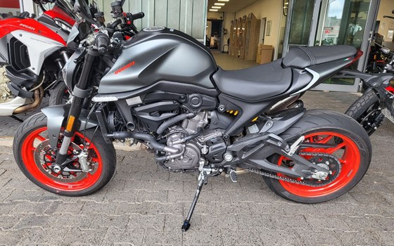 Gebrauchtmotorrad Ducati Monster + - Bild 2