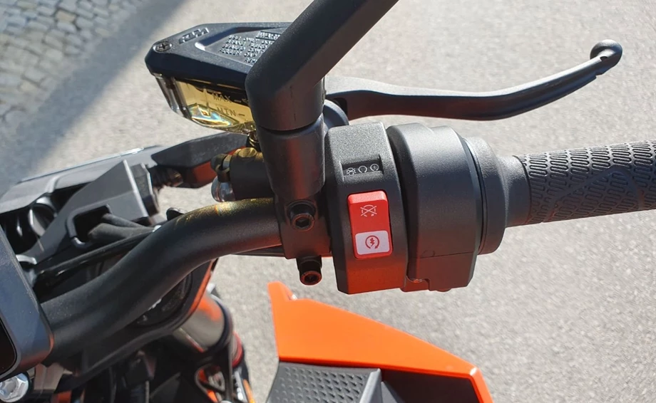 Angebot KTM 990 Duke Bild 12: Angebot KTM 990 Duke