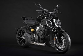 Ducati Diavel V4