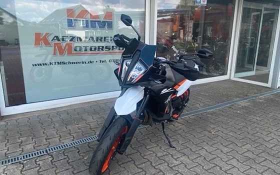 Gebrauchtmotorrad KTM 890 SMT - Bild 3