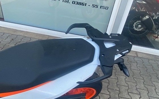 Gebrauchtmotorrad KTM 890 SMT - Bild 7