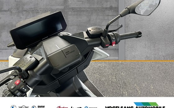 Gebrauchtmotorrad BMW CE 04 - Bild 5