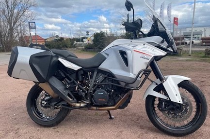 KTM 1290 Super Adventure T