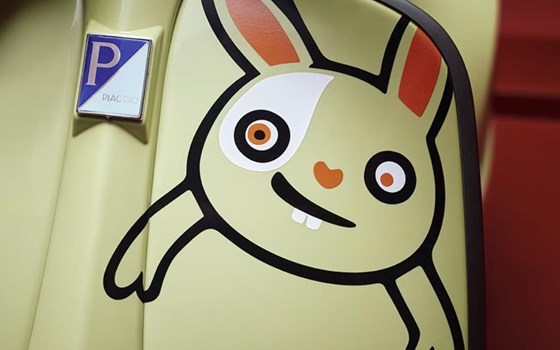 Gebrauchtmotorrad Vespa 946 10° Anniversario - Bild 2