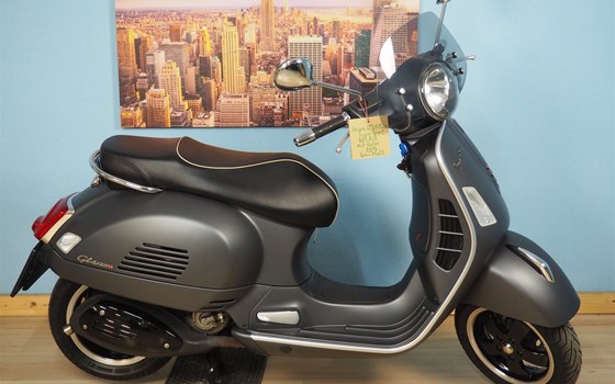 Gebrauchtmotorrad Vespa GTS 125 i.e. Super Sport - Bild 15 Gebrauchtmotorrad Vespa GTS 125 i.e. Super Sport - Bild 15