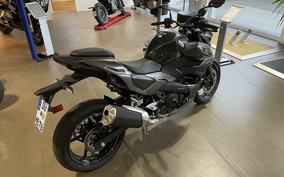 Gebrauchtmotorrad Kawasaki Z7 Hybrid - Bild 2
