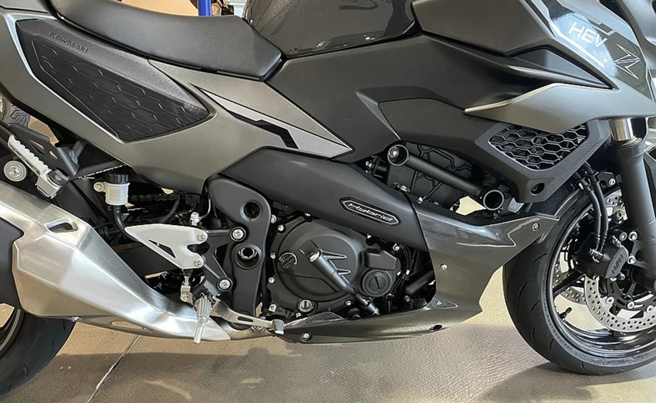 Angebot Kawasaki Z7 Hybrid Bild 4: Angebot Kawasaki Z7 Hybrid