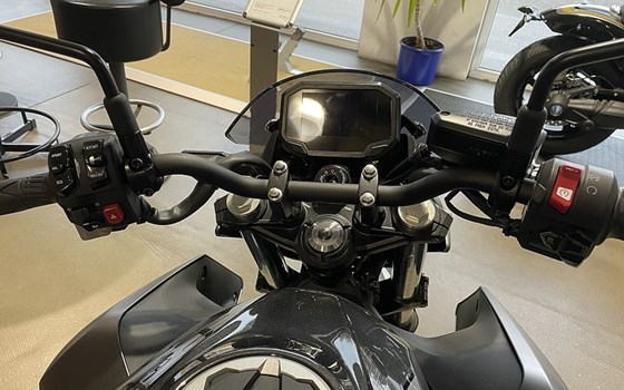 Gebrauchtmotorrad Kawasaki Z7 Hybrid - Bild 5