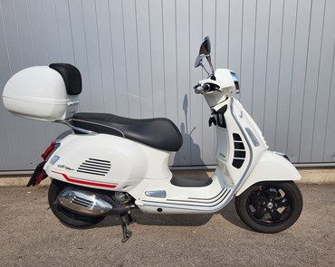 Vespa GTS 300 hpe Super