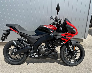 Aprilia Tuono 125