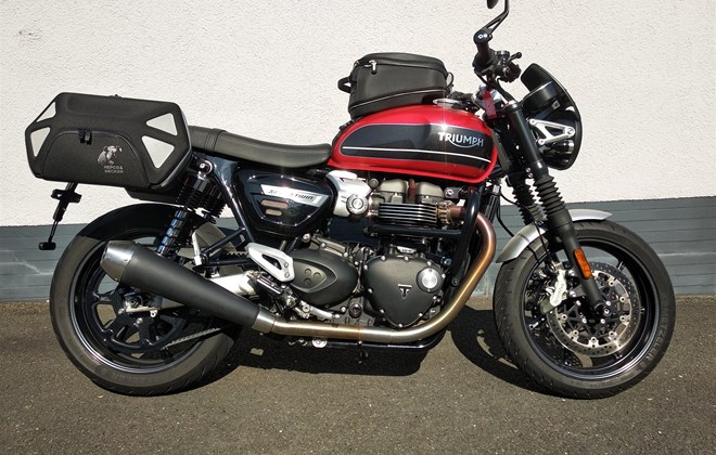 Triumph Speed Twin 1200