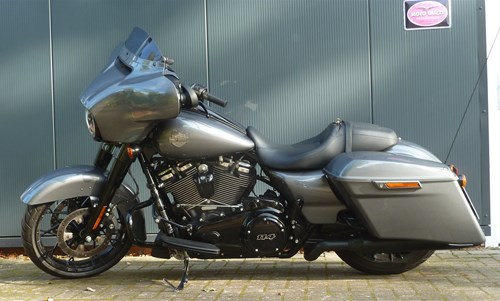 Harley-Davidson Touring Street Glide Special FLHXS