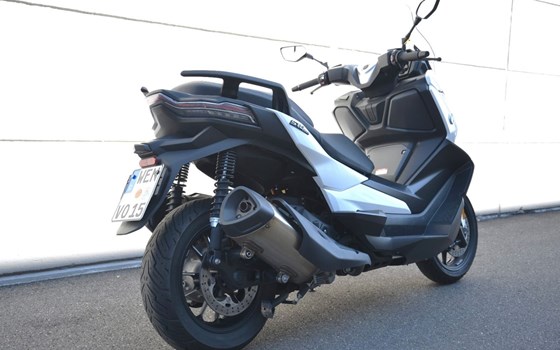 Gebrauchtmotorrad Voge SR4 350i ABS - Bild 3