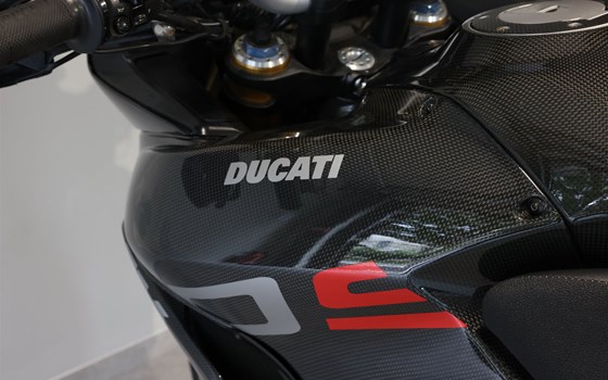 Gebrauchtmotorrad Ducati Multistrada 1200 S - Bild 2 Gebrauchtmotorrad Ducati Multistrada 1200 S - Bild 2