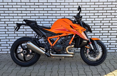 Neumotorrad KTM 1390 Super Duke R