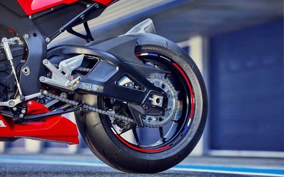 Neufahrzeug Honda CBR1000RR-R Fireblade SP - Bild 10