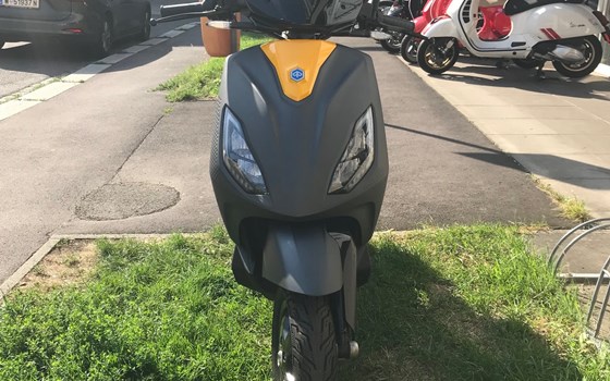 Neufahrzeug Piaggio 1 + - Bild 2 Neufahrzeug Piaggio 1 + - Bild 2