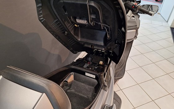 Gebrauchtmotorrad Suzuki Burgman 650 Executive - Bild 11