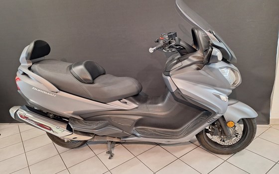Gebrauchtmotorrad Suzuki Burgman 650 Executive - Bild 2