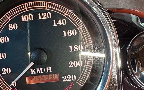 Gebrauchtmotorrad Harley-Davidson Road King Classic FLHRC - Bild 3