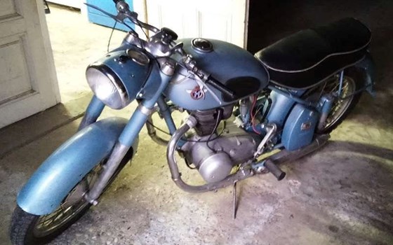 Gebrauchtmotorrad Horex Regina 400 - Bild 3 Gebrauchtmotorrad Horex Regina 400 - Bild 3