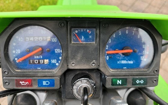 Motorrad Occasion Kawasaki KMX 125 - Bild 4