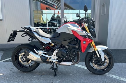 BMW F 900 R